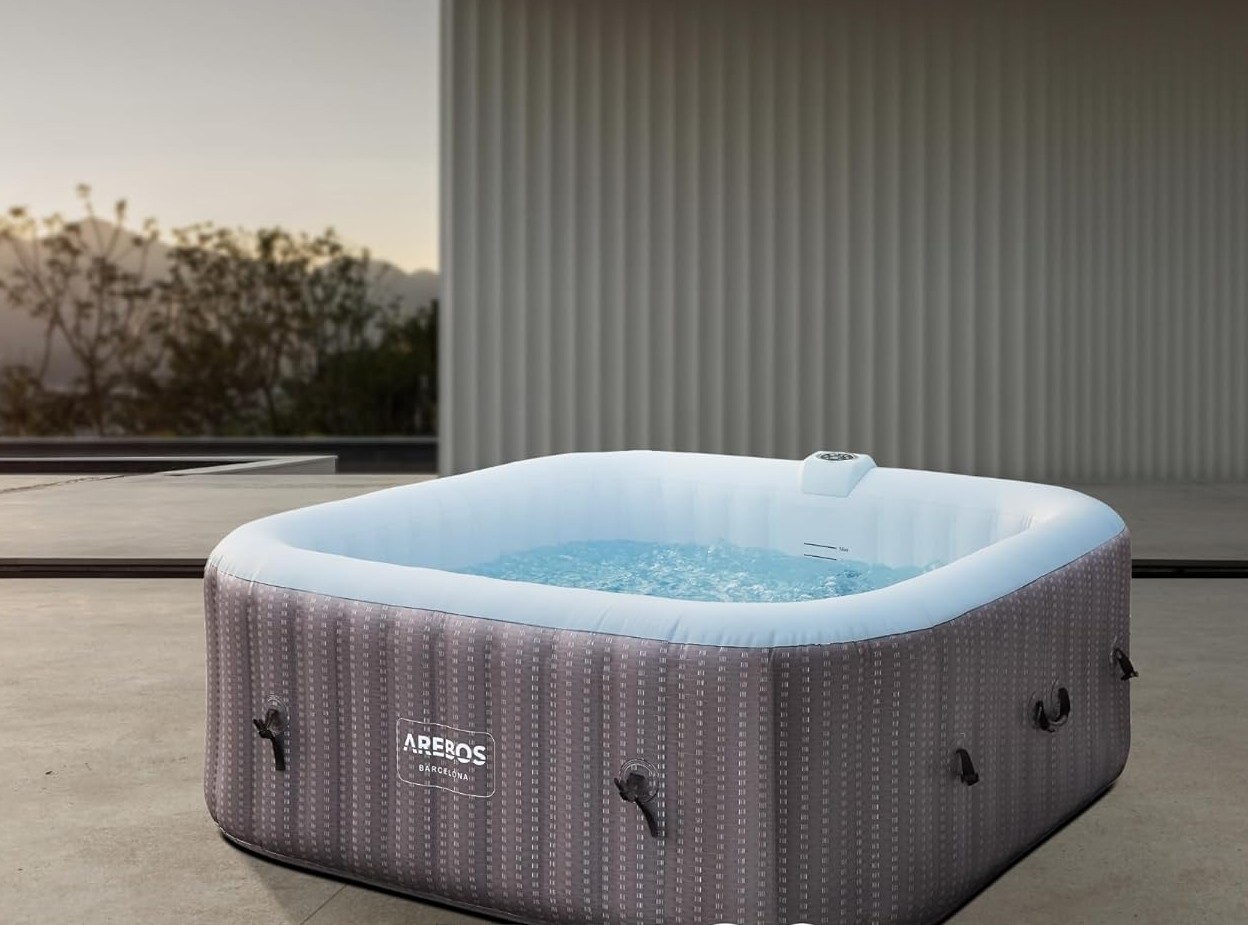 ג'קוזי מתנפח 6 מקומות, 130 סילוני אוויר עם שליטה חכמה במוצר